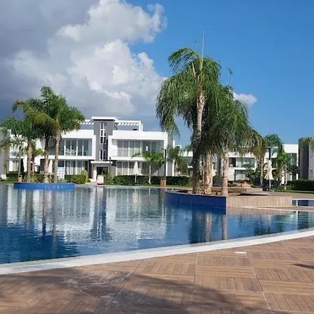Four Season Life 2 Apartman Trikomo